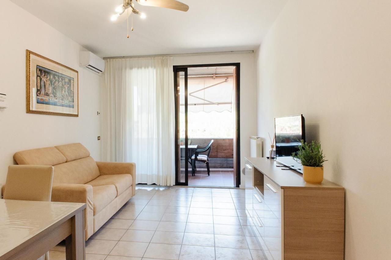 Appartamento Afrodite Desenzano del Garda Exterior photo