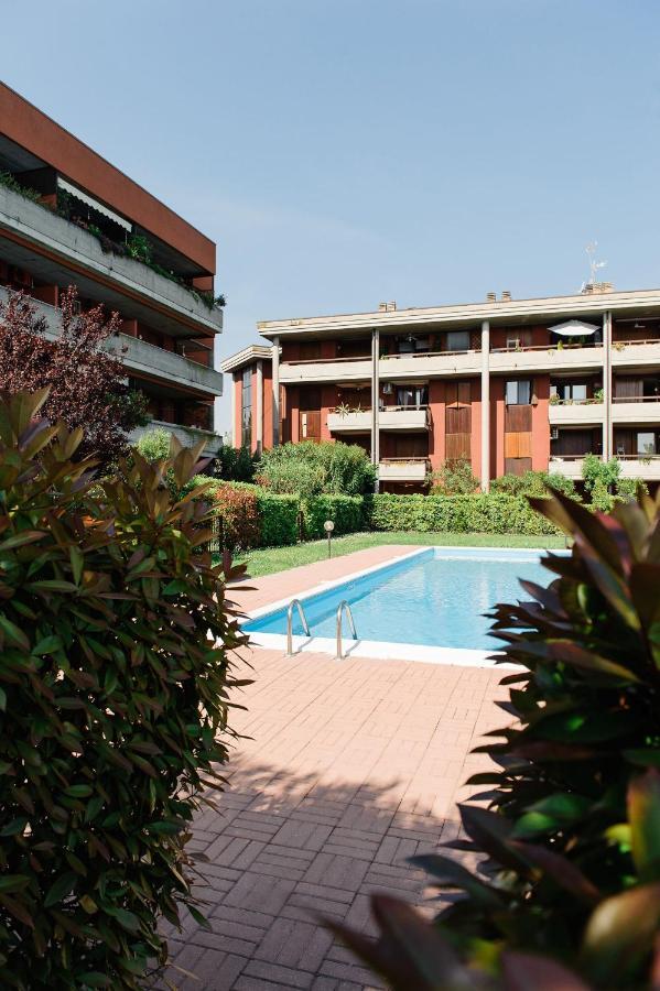 Appartamento Afrodite Desenzano del Garda Exterior photo